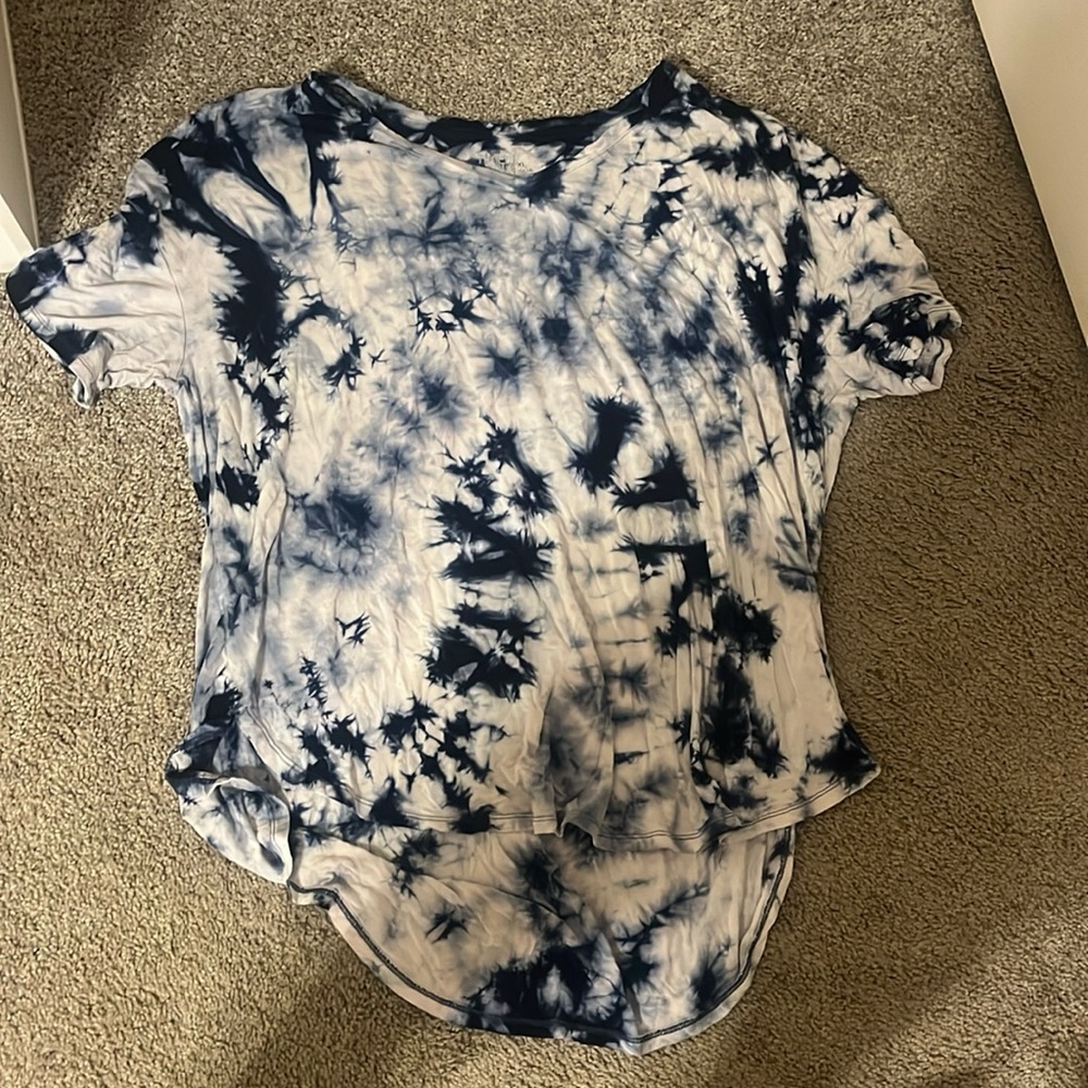 V neck marble